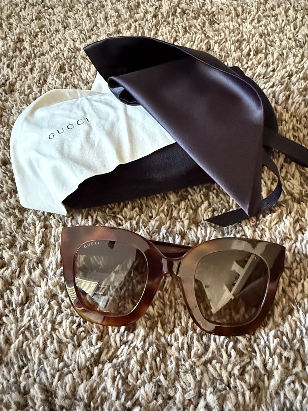 Authentic Gucci Women’s Tortoiseshell Sunglasses